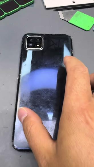 #世纪威锋 #手机换屏 #手机翻新 #手机维修
修手机其实特别简单,有手就会,毫无技术含量