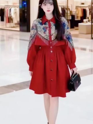大码女装春秋中式国风高级感假两件胖mm气质显瘦本命年红色连衣裙