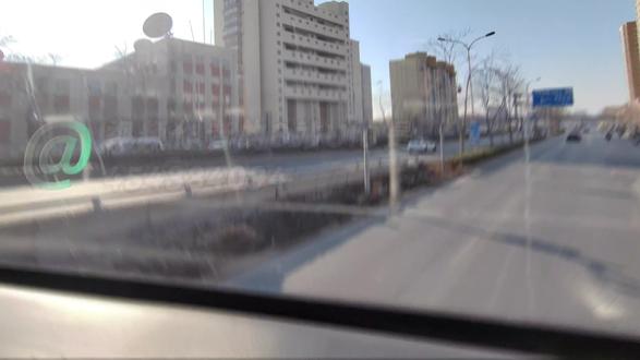 北京公交400路快车内环线:七里庄→安慧桥东→大红门桥 据2022年8月北京公交官网信息显示,北京公交400路环绕四环行驶,分为外环、内环、外环快车、内环快车四条线路。北京公交400路外环线路全长约68千米,设75座车站;内环线路全长约73.2千米,设83座车站;外环快车线路全长约65.8千米,设40座车站;内环快车线路全长约66.9千米,设38座车站。北京公交400路自天安门正北方向顺时针方向依次途经北京奥林匹克公园、朝阳公园、北京CBD、四惠、北京东站、大郊亭、北京欢乐谷、大红门、新发地、丰台体育中心、中国人民解放军总医院、五棵松体育中心、定慧寺、颐和园、北京大学、中关村等重要地点——摘自百度百科词条“北京公交400路#北京公交集团 #双层巴士 #北京四环路