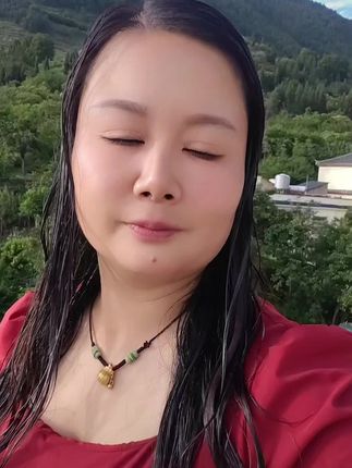 家住农村山勾勾,炒菜不敢多放油,一天三顿素酸汤,注定要当单身狗#亲近大自然放空心灵