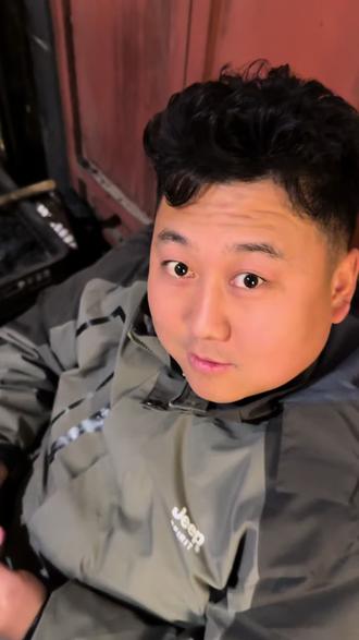 耶?敢滋牙?!#搞笑视频 #扇巴掌