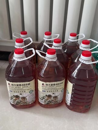 现在有好多桶装洗衣液,但我推荐的一直都是依菲柔
