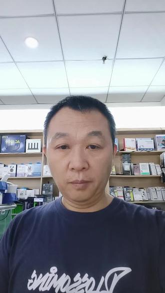手机拿到后第一步要登录账号,以防使用中意外情况找不到了,帮助查找一下。