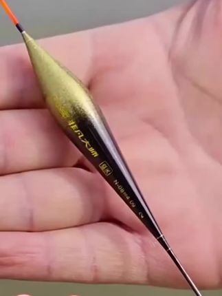 创威非凡大师正品高灵敏浮漂加粗醒目户外鲢鳙鲫鲤鱼纳米鱼漂套装#高灵敏浮漂 #户外钓鱼 #野钓 #鱼漂
