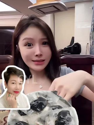 俗话说,外行吃人参,内行吃黄精,懂行的人都知道,每天早晚来两颗,坚持把这个夏天吃完,到了秋天,你再感受一下。有条件的话,真的建议你囤几瓶放在家里,毕竟家里人都在看着你。#黄精 #赵麻麻