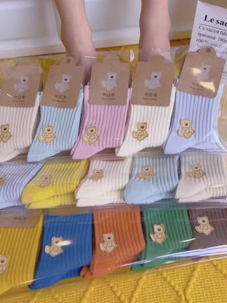 天气说凉就凉孩子的袜子也要换成秋冬的中筒棉袜了#儿童秋冬袜子 #强烈推荐 #好穿又百搭 #便宜又好穿