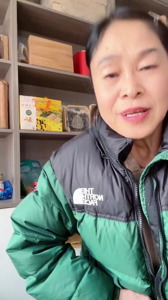 出国玩两天回来,手机直接变全球呼,别人电话都打不进来
跑手机店都没修好,没想到业务员说:问问豆包吧
跟着一步步操作,居然真的搞定了!
万能豆包,关键时刻太靠谱了❤️#豆包 #万能豆包 #手机小技巧 #实用工具 #生活小妙招