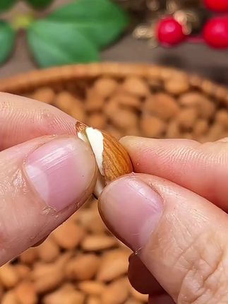 大颗粒无壳甜杏仁, 颗粒饱满,咸香酥脆,越香越香, 全家人吃上点特别好#营养丰富#杏仁#妈呀太香了#健康零食 #零食推荐