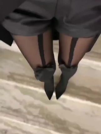 #2025短款风衣 #短款风衣 #巨好看 #风衣穿搭