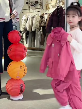 婆婆分四种:1出钱不出力,2出钱又出力,3出力不出钱,4既不出钱也不出力,你婆婆属于哪一种?#萌娃穿搭