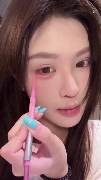 女生让眼睛变好看的小心机,防水防汗不晕妆#下至 #卧蚕 #眼线胶笔 #化妆工具 #眼妆