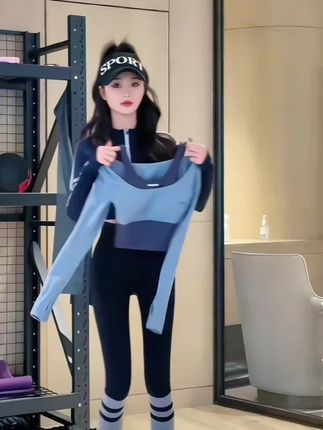 #健身服穿搭 #女生健身房穿搭 #运动女孩 #好身材好气质 #运动健身