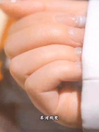 秋冬必备小花蕾满天星耳钉#精致女人必备 又闪又有气质#美爆了 #美出高级感
