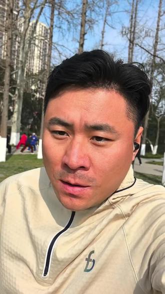 #专家提醒谨慎使用小龙虾 #openclaw #小龙虾快速卸载 #今晚吃小龙虾
小龙虾AI爆火又翻车
给所有人上了一课:
未来已来,大势不可逆
但更要理性、安全、有底线地拥抱AI
不跟风、不裸奔、不恐慌
持续学习,守住边界
才不会被时代甩下,更不吃亏。