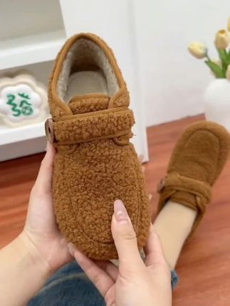 复古加绒平底女棉鞋老北京布鞋可爱圆头博肯鞋毛绒保暖豆豆棉鞋#加绒平底鞋 #老北京布鞋 #勃肯鞋女款 #保暖豆豆棉鞋 #毛绒豆豆棉鞋