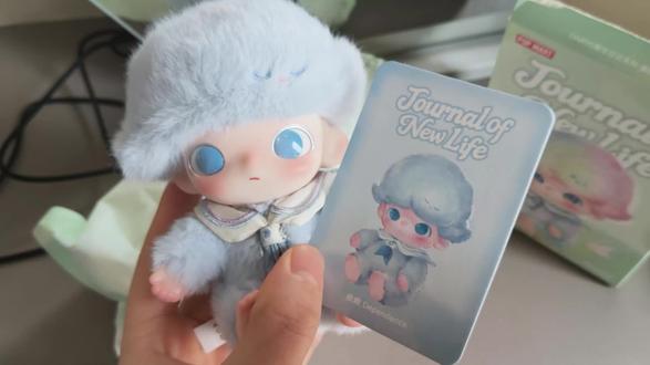 谁能拒绝DIMOO啊!没人能拒绝妈妈的好大儿🥹
爱死DIMOO宝宝啦!今天拆新生日记系列,我的好大儿果然最懂我,爱死这只崽了!✨
#DIMOO新生日记#泡泡玛特 #DIMOO