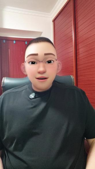 拆解“碳水脸”谣言!吃主食根本不会变丑! 最近全网都在疯传一个词 “碳水脸”,很多博主说:天天吃米饭、馒头、面条,脸就会浮肿、松弛、没下颌线,直接变 “碳水脸”,甚至鼓吹直接戒掉主食,我们来拆解下“碳水脸”这个词到底从哪来的?为什么这样的谣言能火?如果跟风戒碳水对你的健康影响有多大?什么饮食结构才健康?#辟谣 #健康 #碳水脸 #中国健康膳食指南 #健康饮食