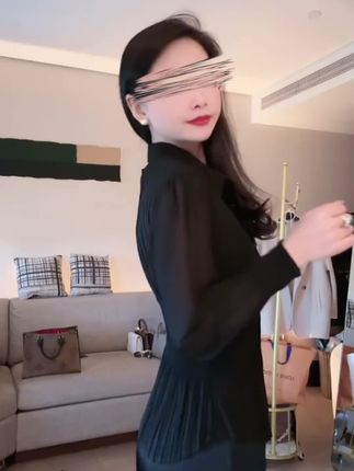 2025新款时尚百搭早秋高定压折显瘦衬衫上衣女#女士衬衫 #百搭上衣 #时尚衬衫 #洋气小衫 #穿出高级感