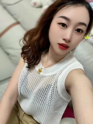 为什么不敢看我……#分享穿搭每一天 #小个子穿搭 #一套穿搭