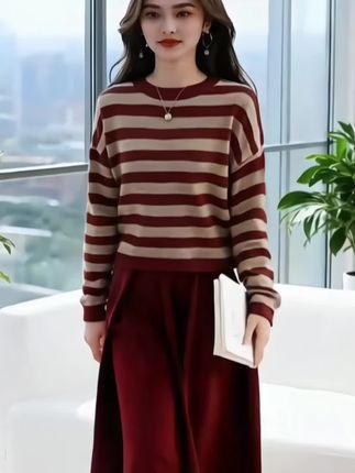 圆领条纹针织打底衫 #优雅气质 #时尚百搭#内搭外穿都好看 #时尚气质穿搭 #针织打底衫