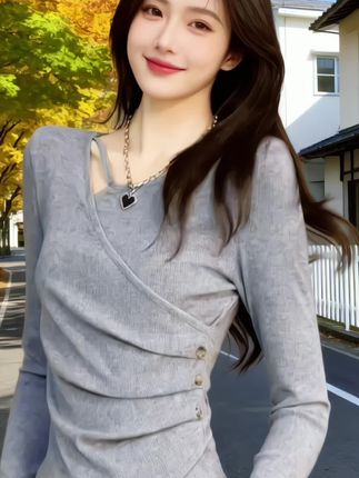 #长袖方领打底衫 #时髦穿搭 #秋季搭配 #谁穿谁好看系列 #穿搭