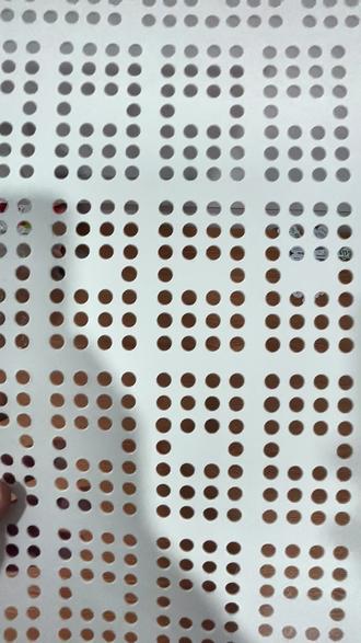 遇到孔位多、孔密、孔小的产品,人工清起来慢,还容易漏。台耀内孔清废机可以同时处理多个孔位,让清孔更稳定,适合包装厂批量清孔作业。
#多孔位清孔 #密孔清孔 #小孔清孔 #内孔清废机 #包装厂