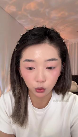 提亮液正确使用方法!#提亮液用法 #面中提亮 #美妆跟练 #化妆干货
