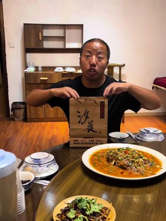 作为口粮酒,我就选这款,好喝不贵,不口干不头痛,不辣喉咙!
