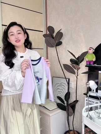 戴维贝拉尽然舍得把酷洛米的联名款拿出来搞活动!#高品质童装 #品牌童装 #儿童贴身衣物 #女童T恤#女童长袖t恤