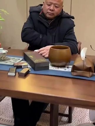 窝趣~这也太酷了吧 #男人的玩具#创意打火机 #高性能实用工具#打火机又火了 #烟盒打火机