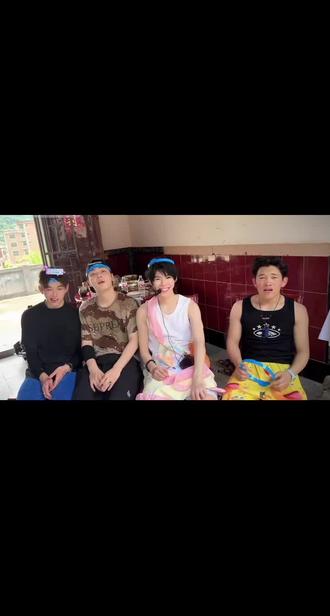 非常打扰组合合体啦#何秋亊 #杰尼龟 #陈小佳 #大大怪 #土豆孟令辉