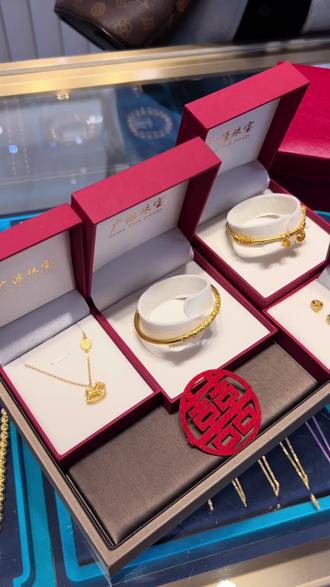 1181的金价入的这一套三金#广源珠宝 #按克 #三金 #广元