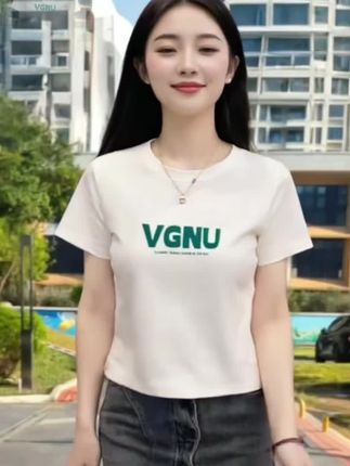 #夏季穿搭 #修身显瘦#字母印花t恤