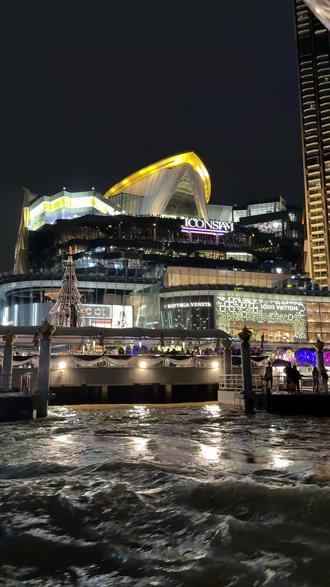 拼西西你不是说我才是最幸运的人吗 #贝索斯 #贝索斯养女 #万万没想到 #大数据推荐给有需要的人