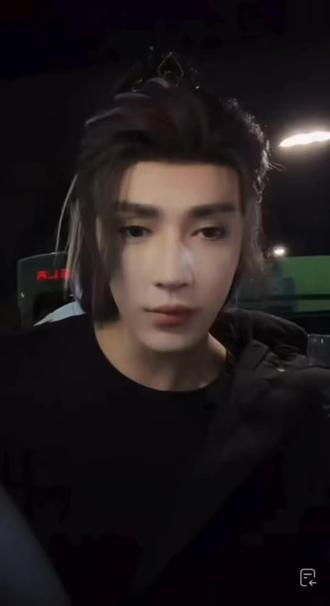 #12.17日直播#王梓亦#天启剑域王朝#进组拍摄中#天天打戏辛苦了,注意身体.感冒早点好起来@王梓亦(禹贺) #古风美男 @DOU+上热门 👦🏻