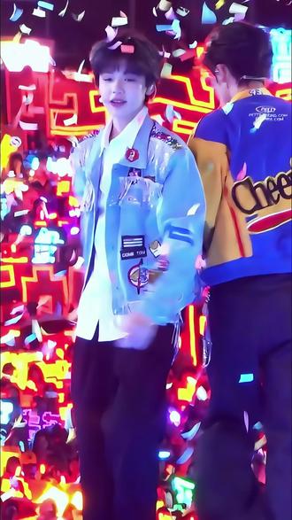 魏子宸全肯定
今天不要哭,明天也不要哭(╥﹏╥)
新的一年瓜瓜顺顺利利!红红火火!
#魏子宸 #新音