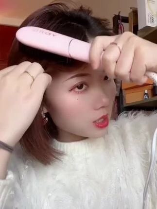 AUX/奥克斯直发梳神器家用便携直发电梳子直卷两用卷发棒蓬松发根#直发梳 #直卷两用 #发型打理 #发型决定气质 @DOU+小助手 @DOU+好生意