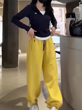#高腰显瘦运动卫裤 #卫裤#百搭裤子#休闲减龄穿搭#秋冬穿搭