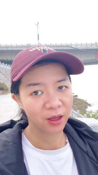 惊掉下巴了😨一直我以为全国都统一汉语+拼音
结果今天才发现我的不是拼音💔而是我们自己区的壮文啊❗️我连自己民族的语言都不认识,太丢脸了#身份证 #广西 #民族风#记录真实生活 #少数民族