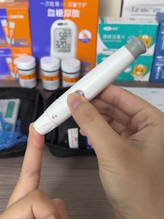 这么厉害的测量仪,你们肯定没见过#可孚 #血糖尿酸一体机 #血糖尿酸测试仪 #尿酸
