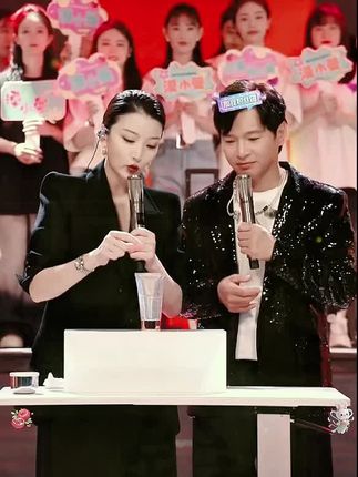 漠小曼双管洗面奶洗卸二合一氨基酸成分洗脸卸妆不紧绷#创作灵感 #漠小曼品牌#氨基酸洗面奶#洗卸二合一洗面奶 #漠小曼美丽变身