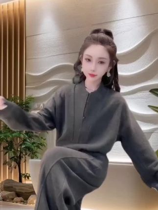 #穿出高级感 #高级感穿搭 #时尚气质穿搭 #减龄穿搭 @DOU+小助手