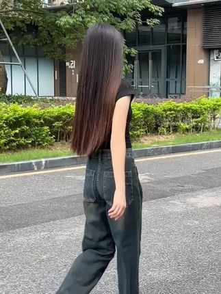 #牛仔裤穿搭 #显瘦搭配 #穿搭分享