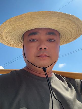 成长的代价就是要失去原来的样子,所有的道理,如果不是自己悟出来的。谁告诉你都没用,因为只有经历过了,才会懂!#退伍不褪色