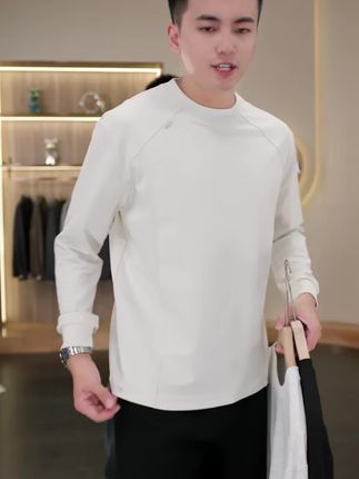 虎牙兄弟男款圆领长袖秋季简约拼接高级纯色百搭休闲透气T恤 H532#t恤#长袖t恤 #男生穿搭 #秋季穿搭