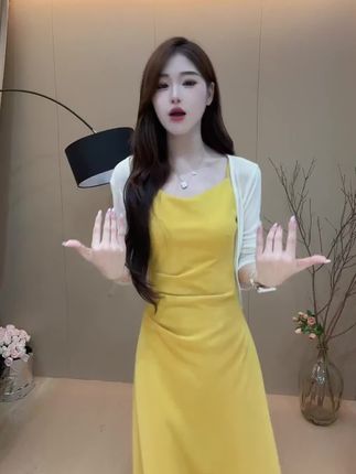 新款法式复古松弛显白吊带连衣裙显瘦气质长裙(无胸垫)#气质连衣裙 #连衣裙分享 #气质仙女裙穿搭 #甜美穿搭 #女人味穿搭