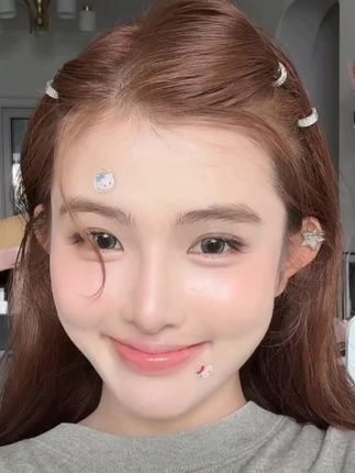 虞书欣Jennie同款圆形金属发扣刘海发夹女前额侧边夹水钻发卡头饰 ~#韩系发型 #发饰 #发饰发夹 #高颅顶#发饰头饰真的很加分
