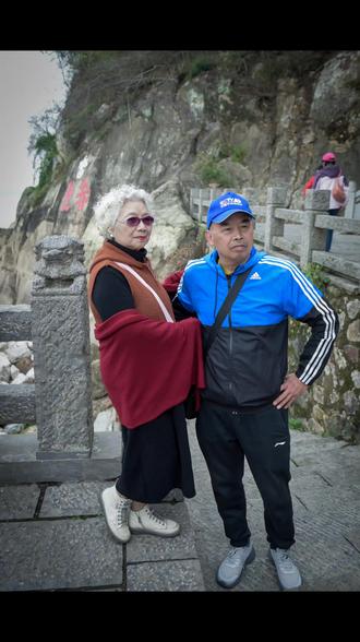 赤壁之战,指东汉末年孙权,刘备联军建安十三年(208年)长江赤壁(今湖北省赤壁市西北)一带大破曹操大军的战役。…