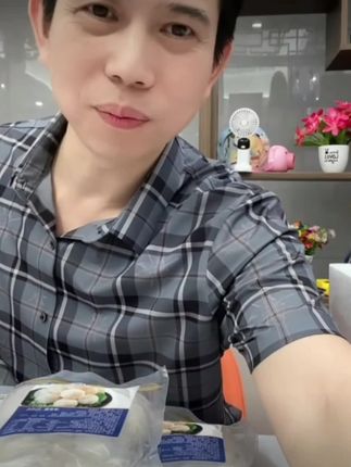 潮汕特产手工墨鱼丸250g*5袋 采用深海墨鱼新鲜制作墨斗丸火锅食材#美食 #鱼丸 #火锅食材 #墨鱼丸