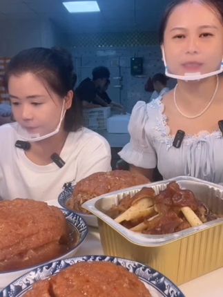碗大山农家小院地道扣肉梅菜酸甜香芋猪脚扣新鲜优质食用#扣肉#梅菜#香芋猪脚扣肉